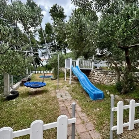 6 Apartament *